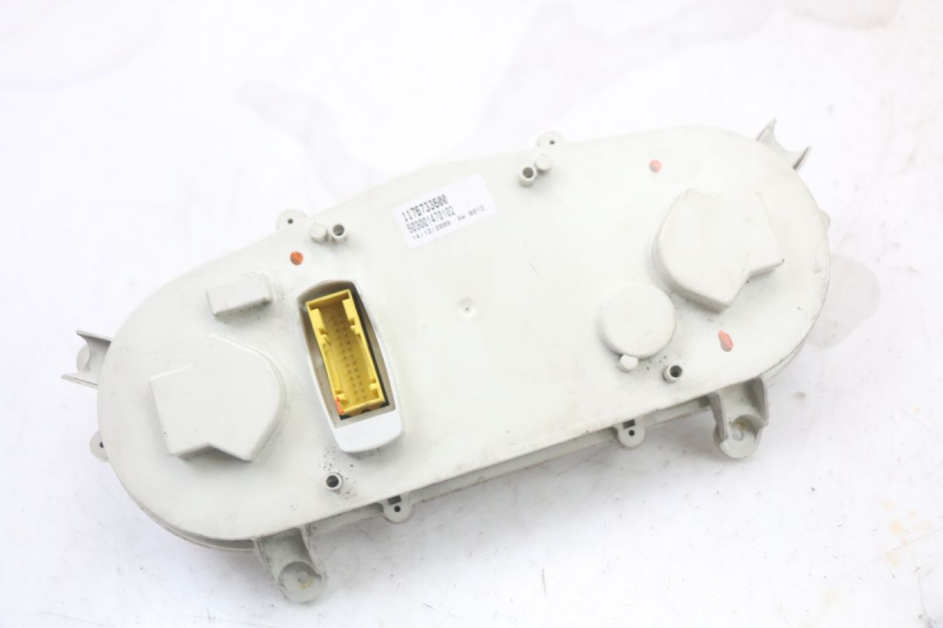 photo de COMPTEUR PEUGEOT SATELIS 125 (2010 - 2012) - Points de fixation