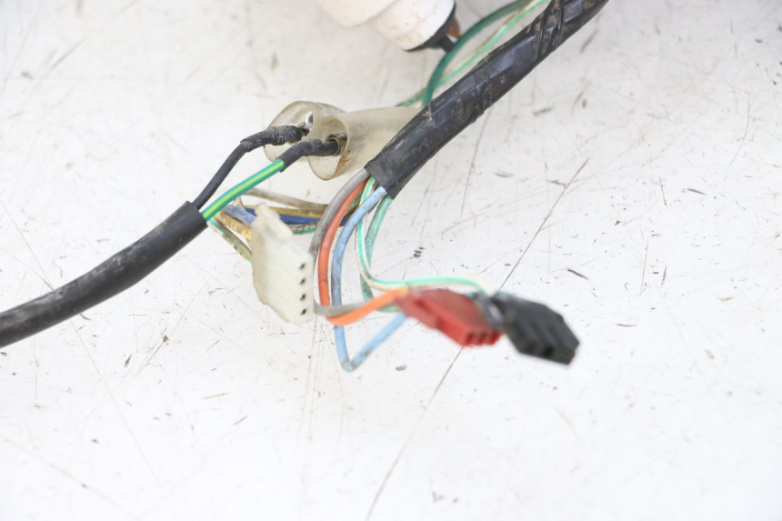 photo de COMPTEUR  PEUGEOT TWEET 4T 50 (2014 - 2019) - Points de fixation