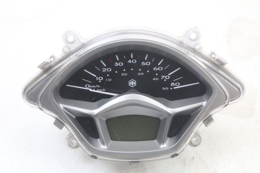 photo de COMPTEUR  PIAGGIO LIBERTY IGET 4T 50 (2021 - 2025) - Vue principale