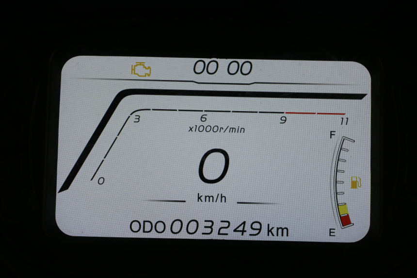 photo de COMPTEUR  JM MOTORS R-MAX TECH 50 (2024 - 2026) - Zoom état d’usage