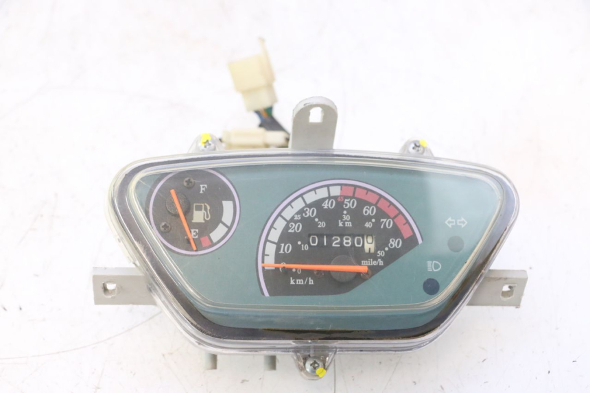 photo de COMPTEUR  VASTRO R-ONE 4T 50 (2014 - 2022) - Vue principale