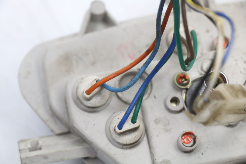 photo de COMPTEUR TNT MOTOR ROMA 10' 4T 50 (2007 - 2018) - Points de fixation