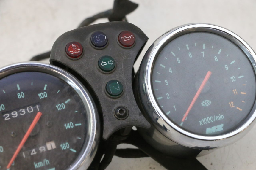 photo de COMPTEUR  MZ RT 125 (2000 - 2008) - Détail de la pièce