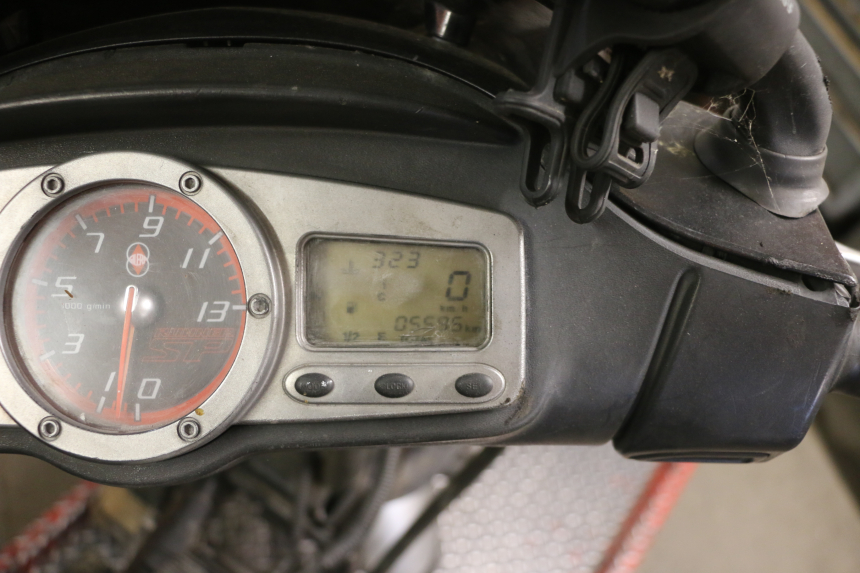 photo de COMPTEUR  GILERA RUNNER SP 50 (2006 - 2008) - Zoom état d’usage