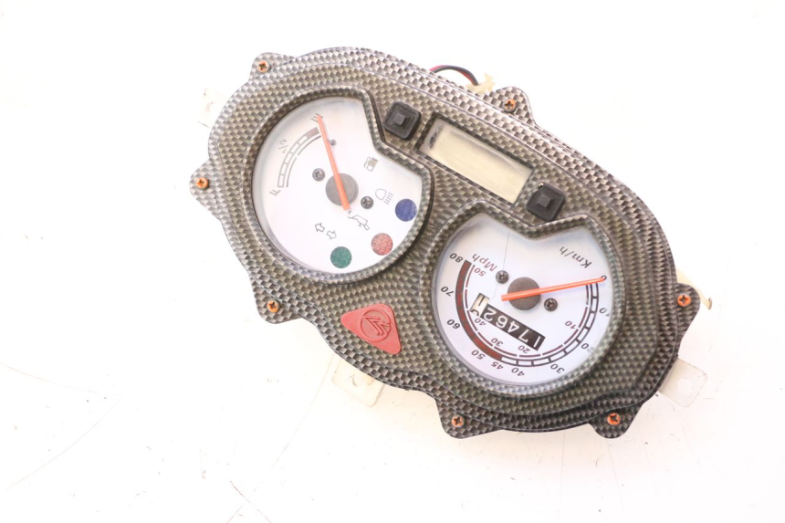 photo de COMPTEUR KEEWAY RY6 2T 50 (2011 - 2019) - État de surface