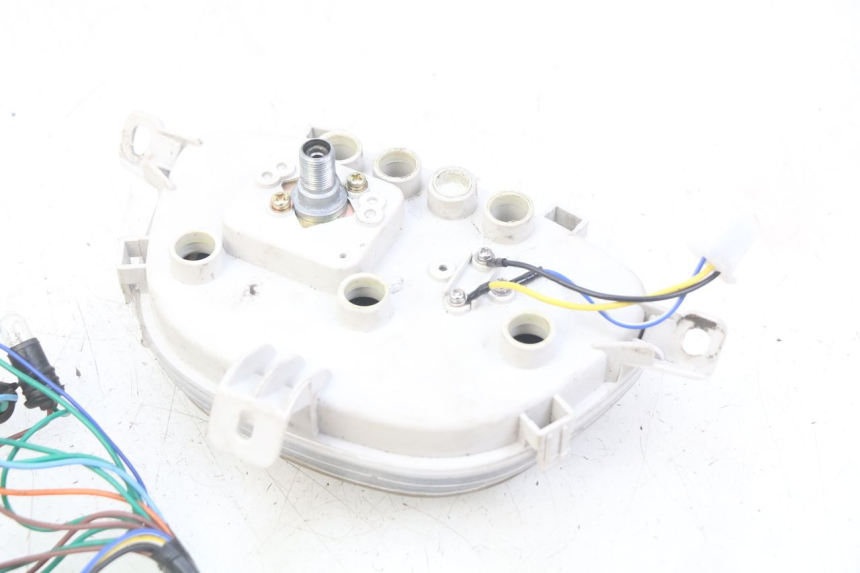 photo de COMPTEUR JM MOTORS SANTANA 50 (2014 - 2023) - Autre angle de vue