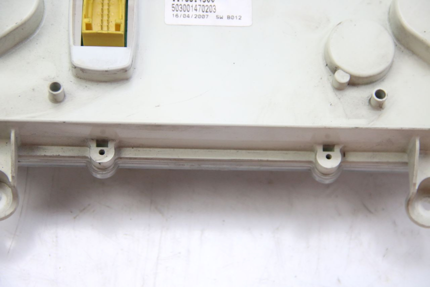 photo de COMPTEUR PEUGEOT SATELIS 125 (2006 - 2009) - État de surface