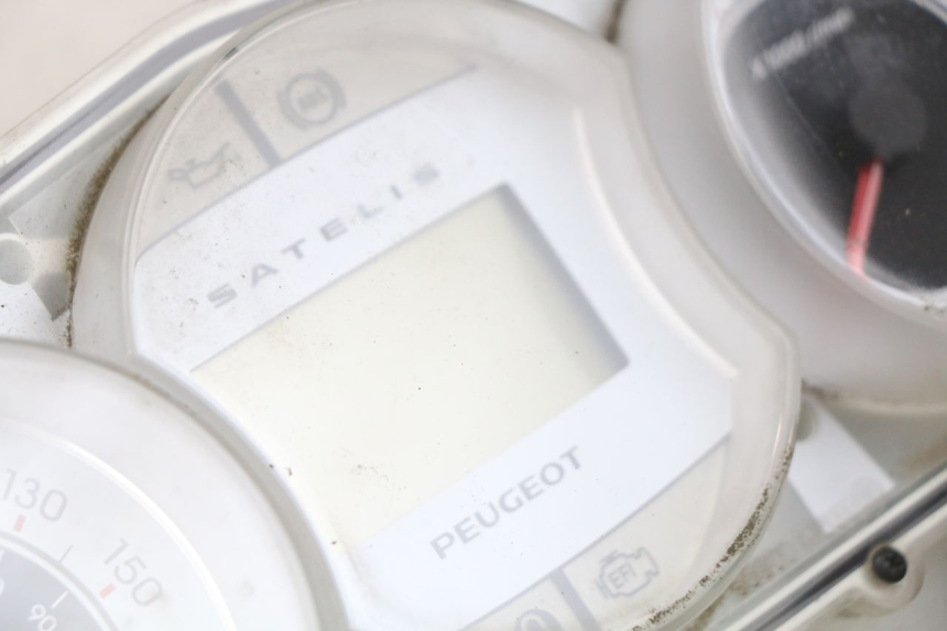 photo de COMPTEUR PEUGEOT SATELIS 125 (2010 - 2012) - Zoom composants