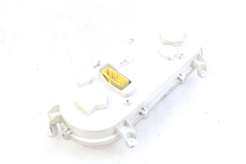 photo de COMPTEUR PEUGEOT SATELIS 125 (2006 - 2009) - Points de fixation