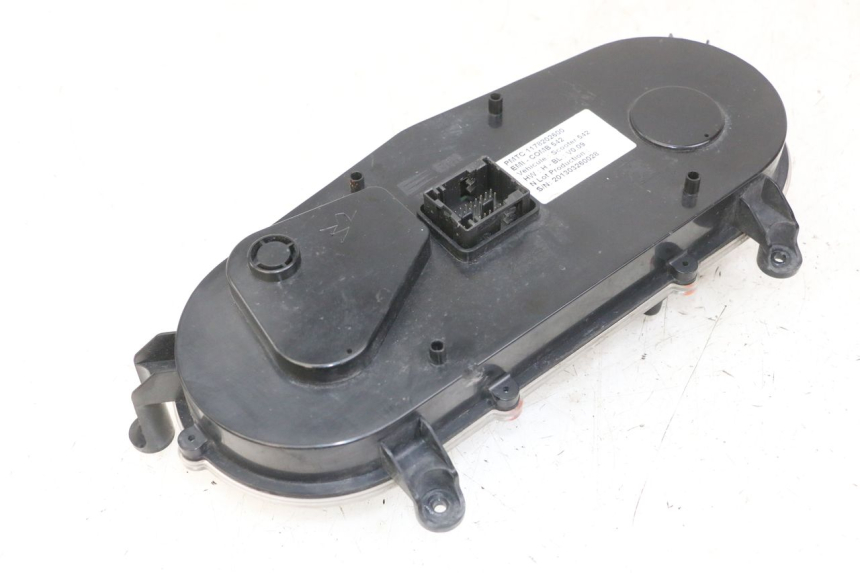 photo de COMPTEUR  PEUGEOT SATELIS 125 (2013 - 2018) - Autre angle de vue