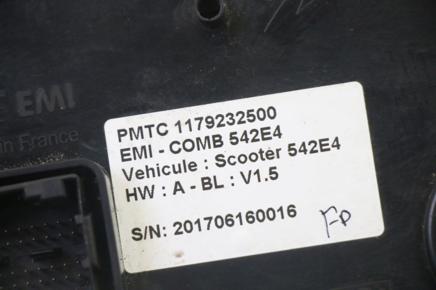 photo de COMPTEUR  PEUGEOT SATELIS 125 (2013 - 2018) - Détails caractéristiques