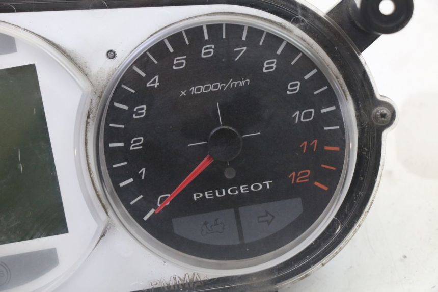 photo de COMPTEUR  PEUGEOT SATELIS 125 (2013 - 2018) - Autre angle de vue