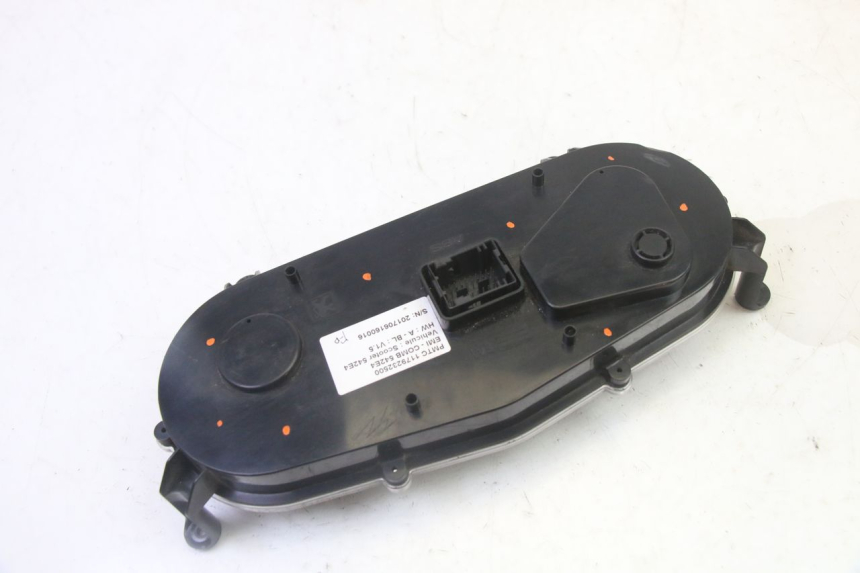 photo de COMPTEUR  PEUGEOT SATELIS 125 (2013 - 2018) - Marquages et références