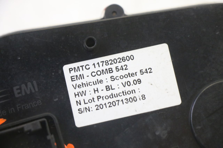 photo de COMPTEUR PEUGEOT SATELIS 125 (2010 - 2012) - Détails caractéristiques