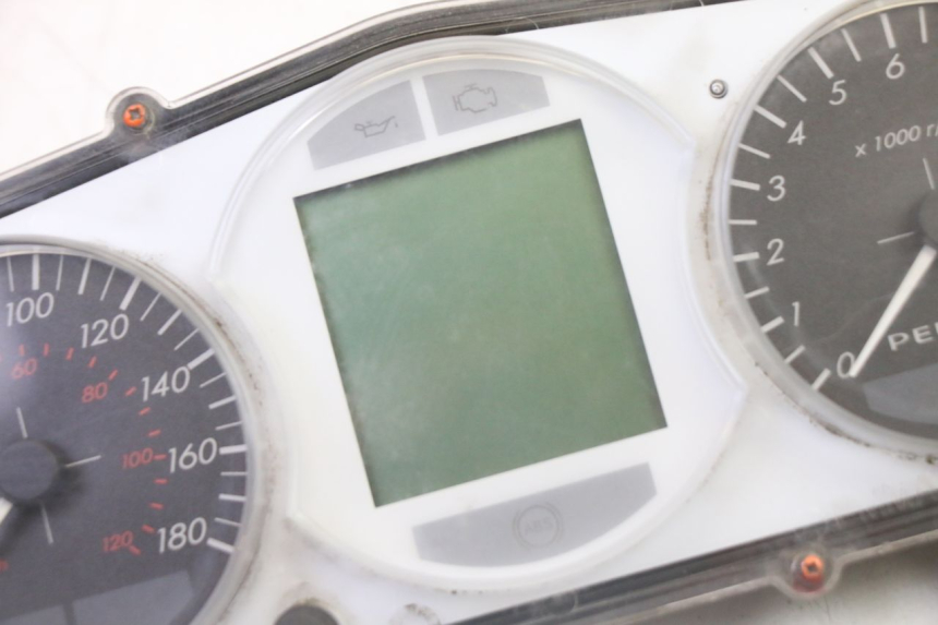 photo de COMPTEUR  PEUGEOT SATELIS 125 (2013 - 2018) - Autre angle de vue