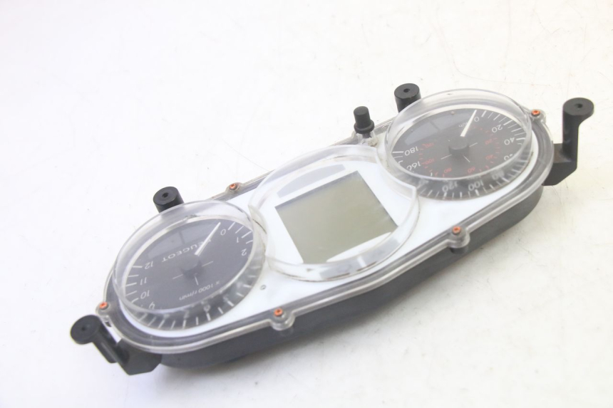 photo de COMPTEUR  PEUGEOT SATELIS 125 (2013 - 2018) - Points de fixation