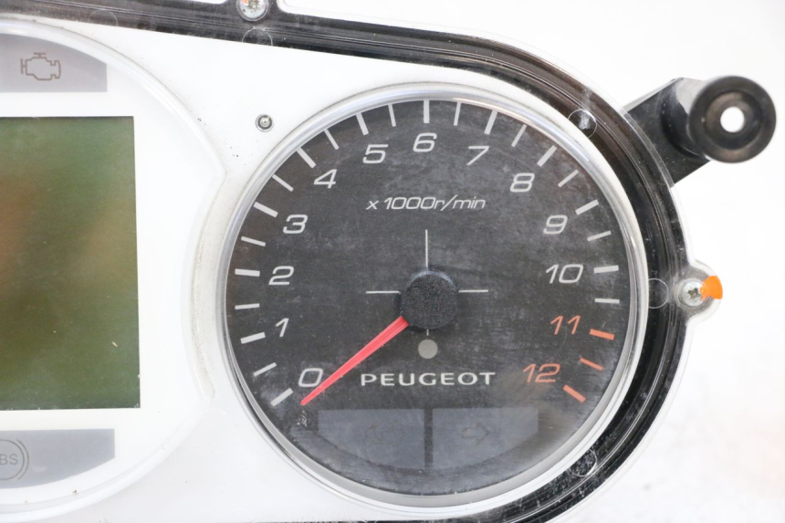 photo de COMPTEUR  PEUGEOT SATELIS 125 (2013 - 2018) - Focus structure
