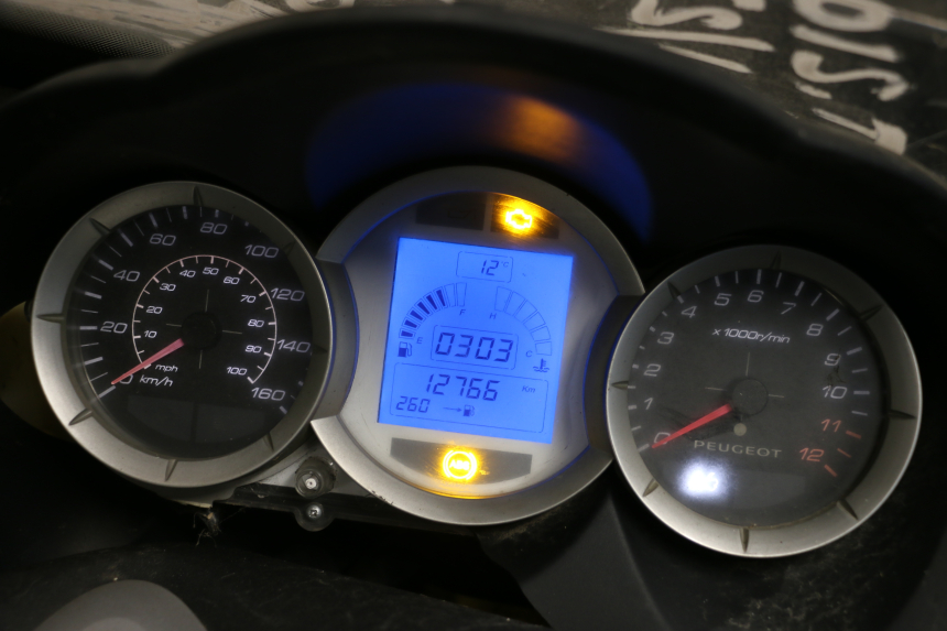 photo de COMPTEUR  PEUGEOT SATELIS 125 (2013 - 2018) - Zoom état d’usage