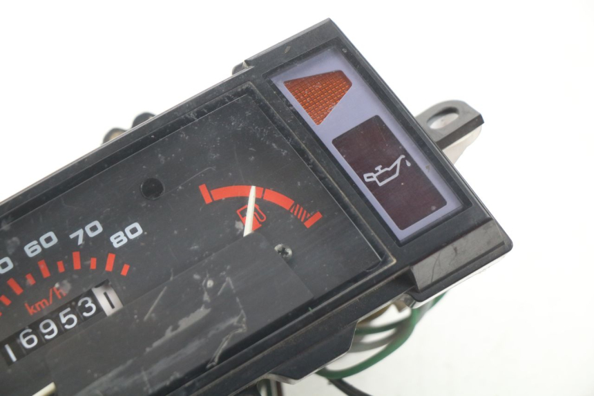 photo de COMPTEUR  PEUGEOT SC 50 (1988 - 1992) - Détail de la pièce