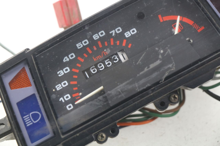 photo de COMPTEUR  PEUGEOT SC 50 (1988 - 1992) - Zoom état d’usage