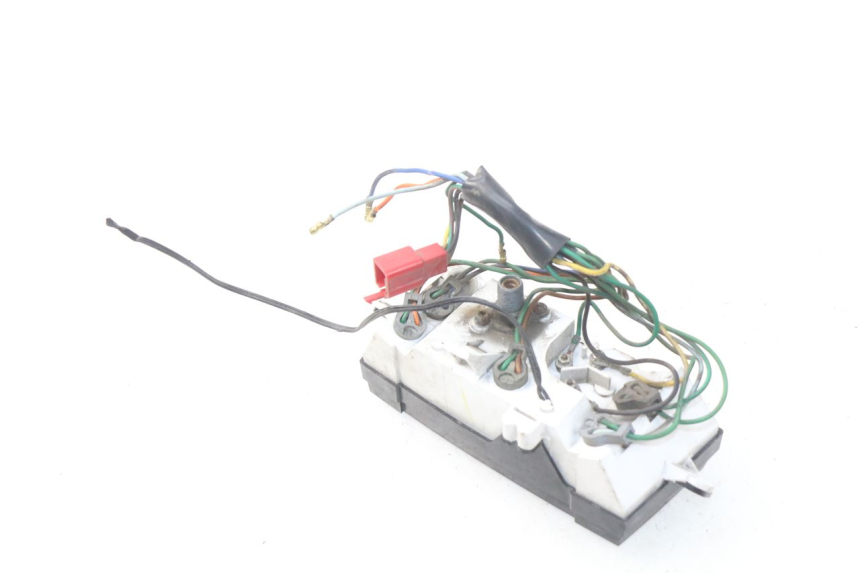 photo de COMPTEUR  PEUGEOT SC 50 (1988 - 1992) - Vue d’ensemble