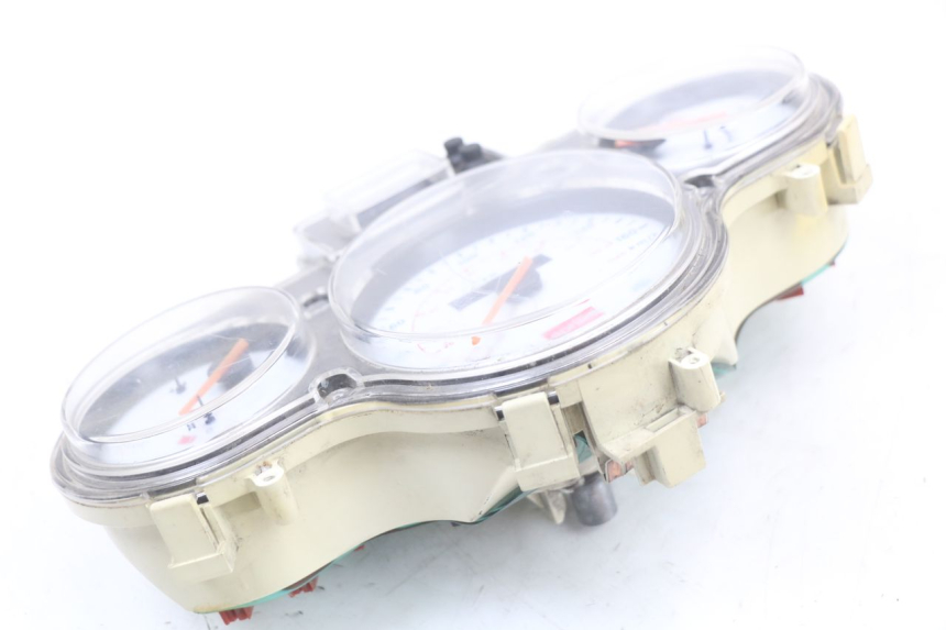 photo de COMPTEUR  APRILIA SCARABEO GT 125 (1999 - 2007) - État de surface