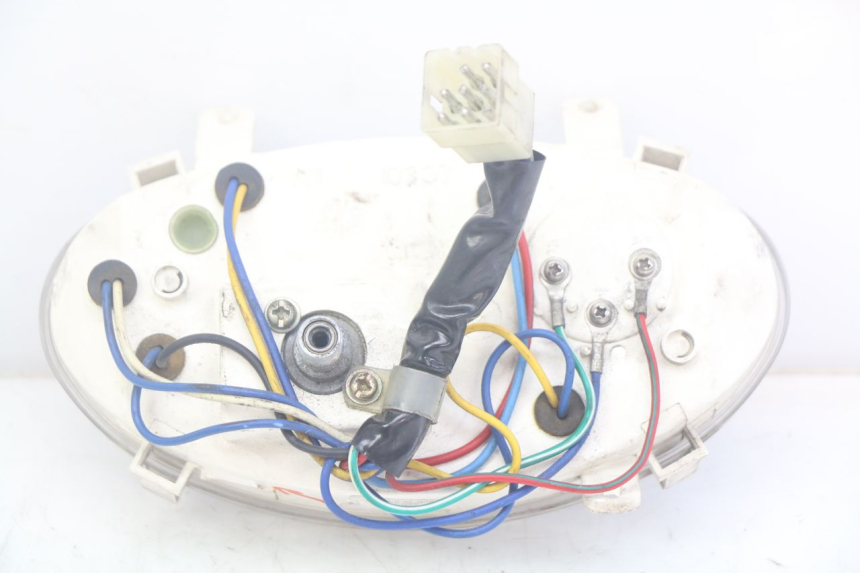 photo de COMPTEUR APRILIA SCARABEO 100 (2003 - 2012) - Détail de la pièce