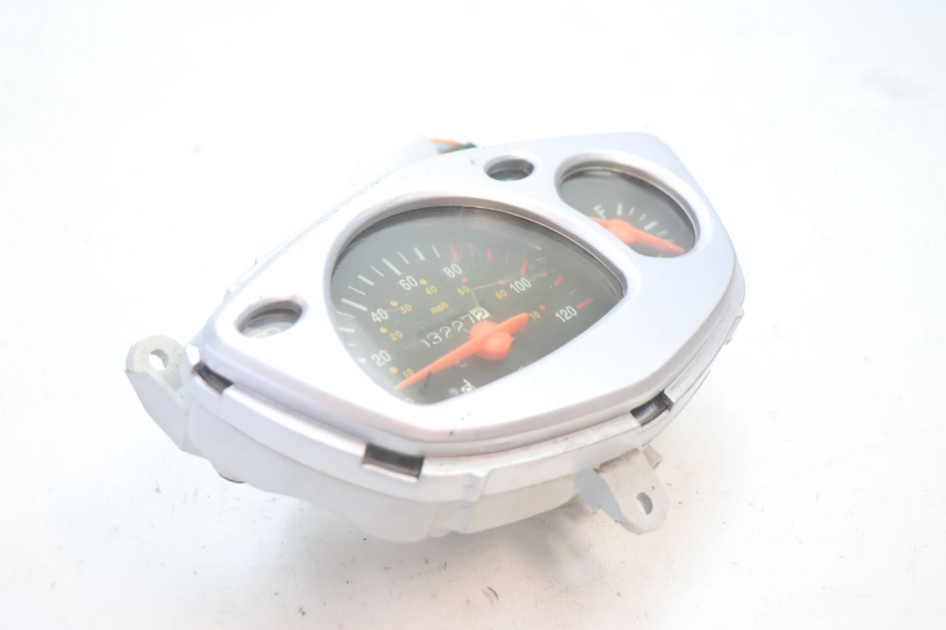 photo de COMPTEUR  FYM SCOOTERONE 125 (2006 - 2008) - Autre angle de vue