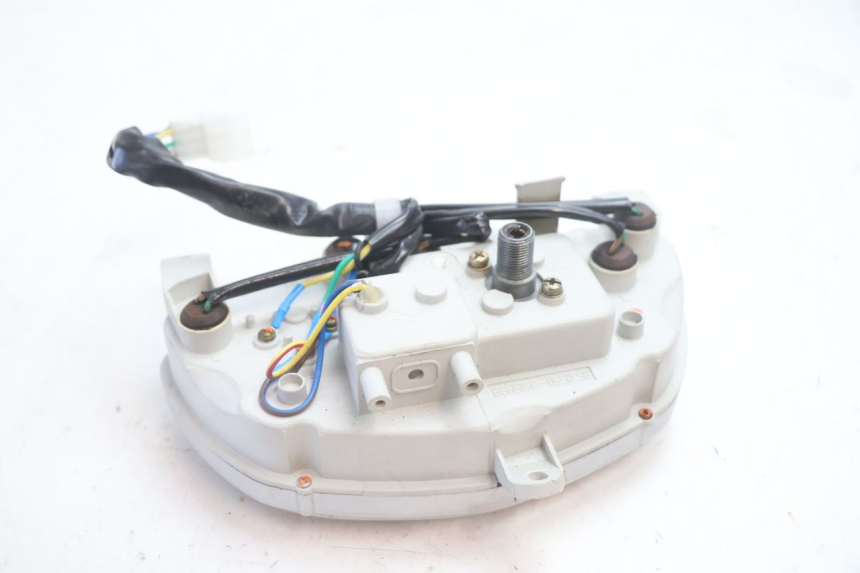 photo de COMPTEUR  FYM SCOOTERONE 125 (2006 - 2008) - Points de fixation