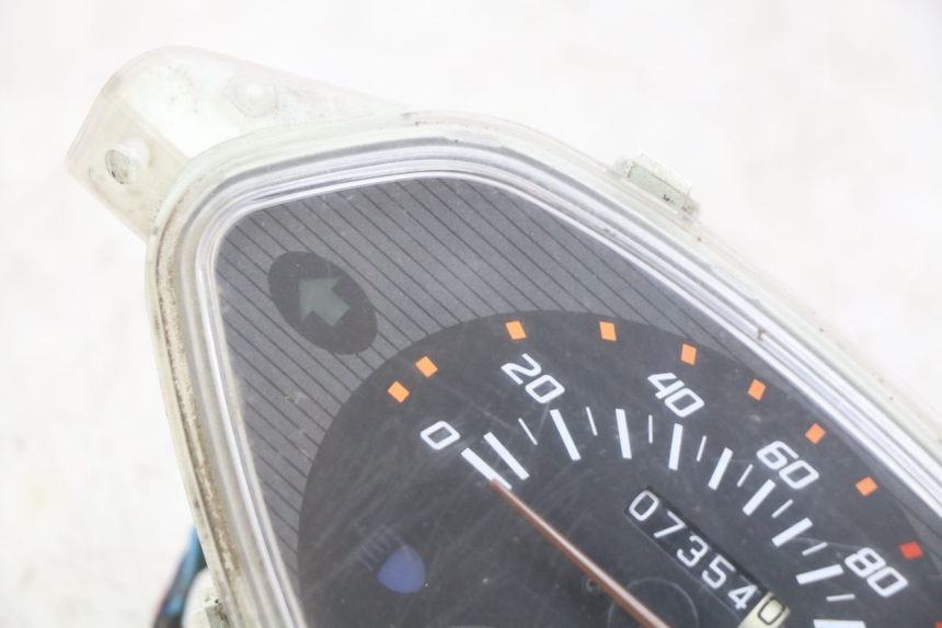 photo de COMPTEUR HONDA SCV LEAD 100 (2003 - 2007) - Zoom état d’usage