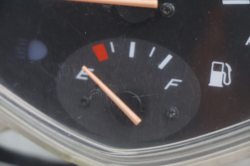 photo de COMPTEUR HONDA SCV LEAD 100 (2003 - 2007) - Zoom état d’usage