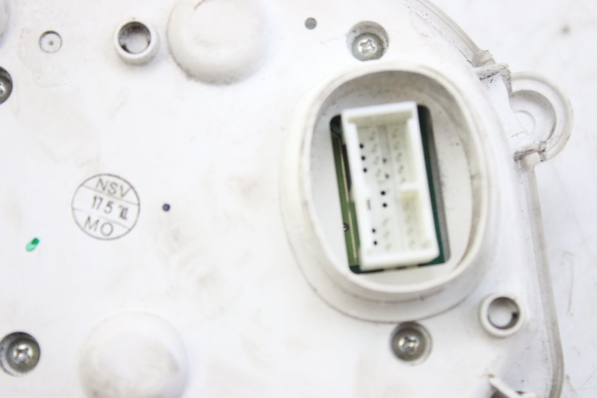 photo de COMPTEUR MBK SKYCRUISER 125 (2010 - 2013) - Gros plan technique