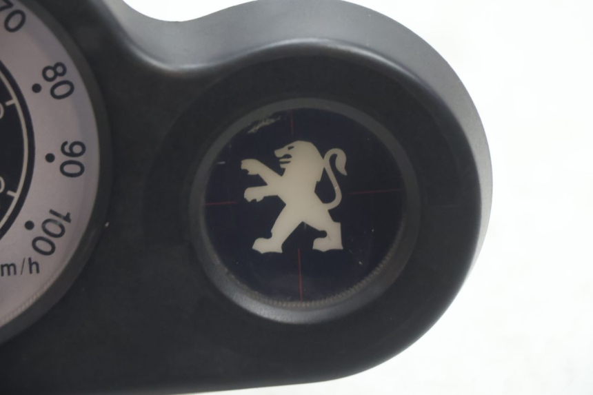 photo de COMPTEUR  PEUGEOT SPEEDFIGHT 2 AC 50 (2000 - 2009) - Autre angle de vue