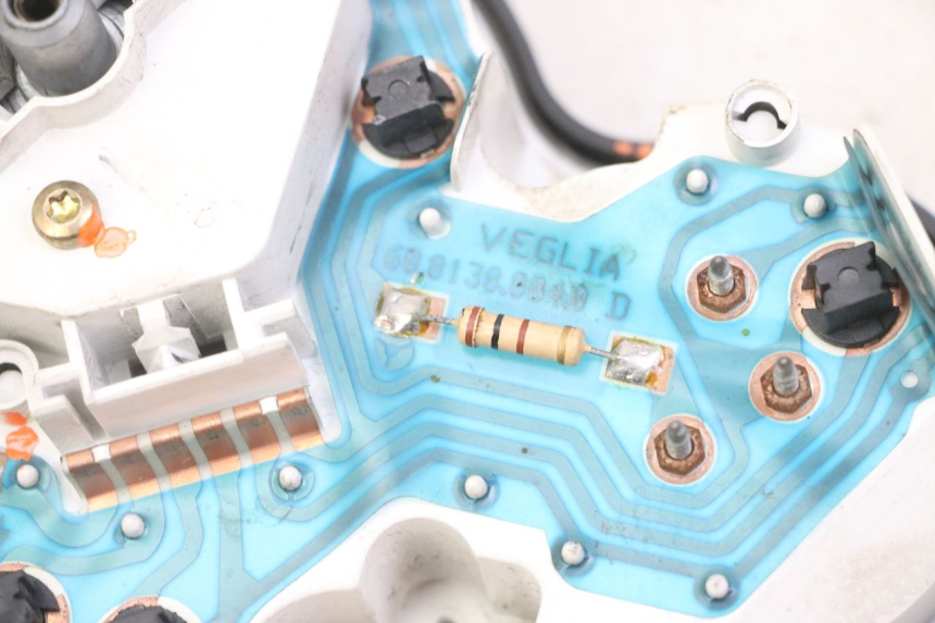 photo de COMPTEUR  PEUGEOT SPEEDFIGHT 2 LC 50 (2000 - 2009) - Détail de la pièce