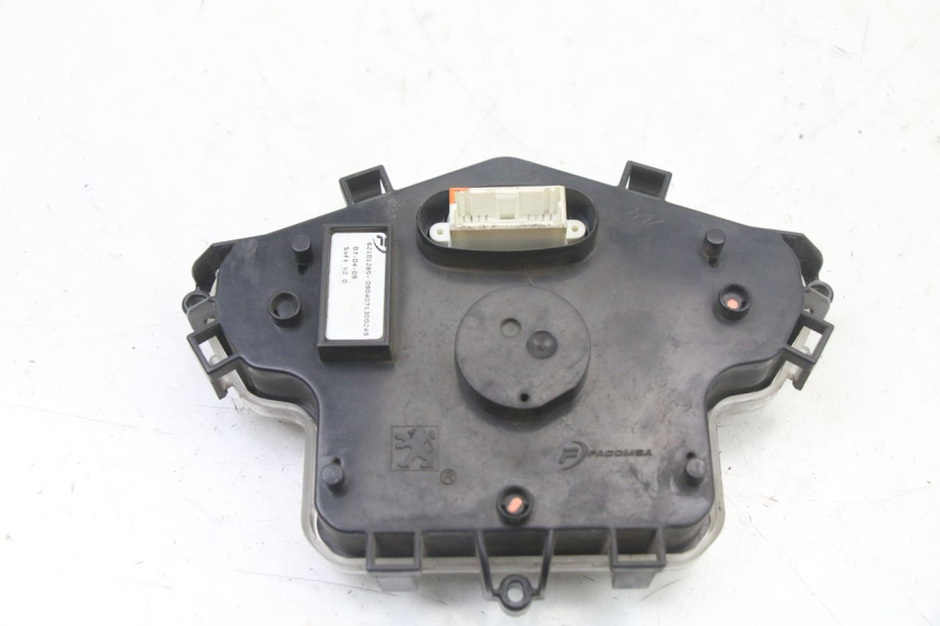 photo de COMPTEUR  PEUGEOT SPEEDFIGHT 3 LC 2T 50 (2009 - 2015) - État de surface
