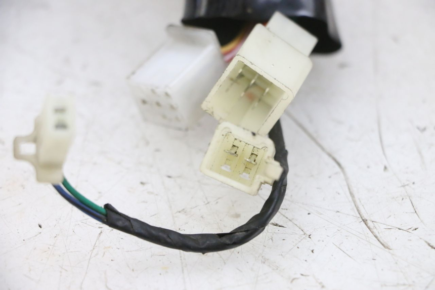 photo de COMPTEUR  PEUGEOT SPEEDFIGHT 4 4T EFI 50 (2021 - 2025) - Autre angle de vue