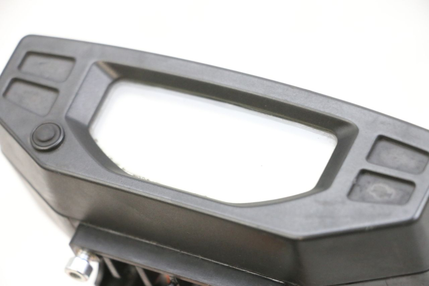 photo de COMPTEUR  PEUGEOT SPEEDFIGHT 4 4T EFI 50 (2021 - 2025) - Vue d’ensemble