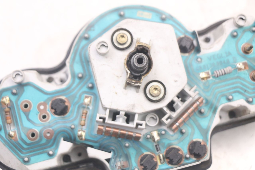 photo de COMPTEUR PEUGEOT SPEEDFIGHT 100 (1997 - 2007) - Détails caractéristiques