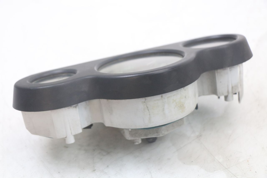 photo de COMPTEUR PEUGEOT SPEEDFIGHT 100 (1997 - 2007) - Vue d’ensemble