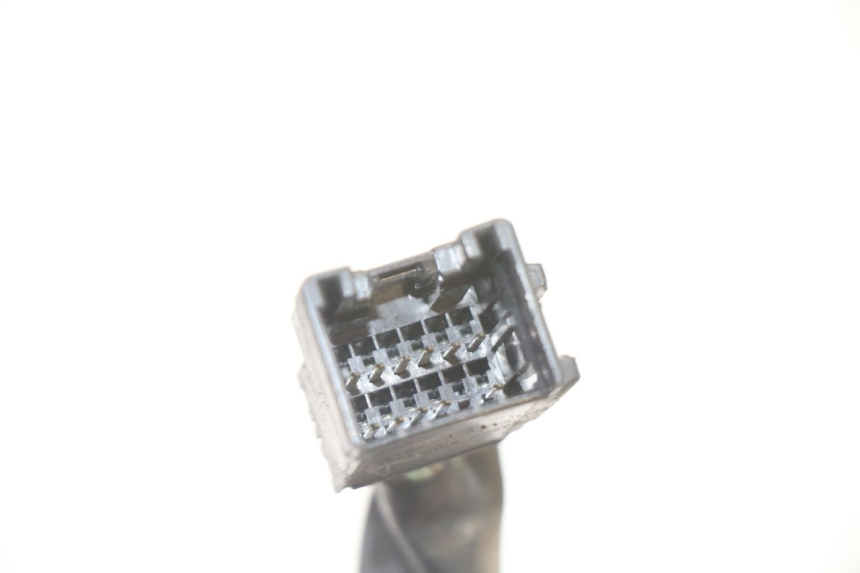 photo de COMPTEUR  TRIUMPH SPRINT 900 (1995 - 1998) - Vue rapprochée