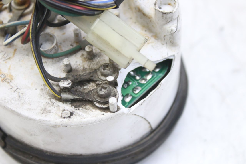 photo de COMPTEUR TRIUMPH SPRINT ST 955 (1999 - 2001) - Autre angle de vue