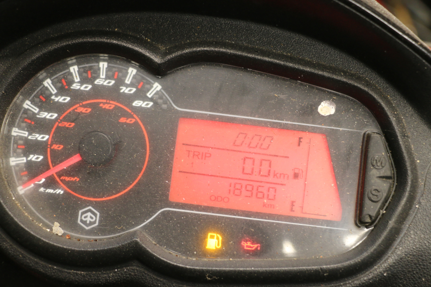 photo de COMPTEUR  APRILIA SR 2T 50 (2018 - 2022) - Autre angle de vue