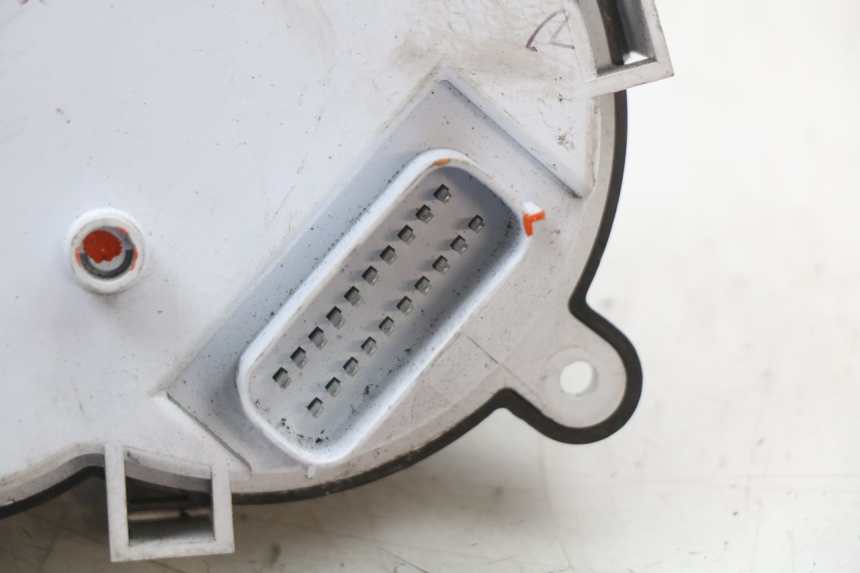 photo de COMPTEUR  APRILIA SR 2T 50 (2018 - 2022) - Points de fixation