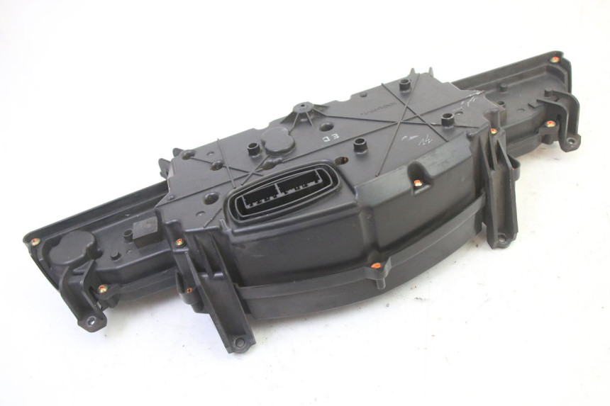 photo de COMPTEUR  HONDA ST PAN EUROPEAN 1300 (2002 - 2013) - Zoom composants
