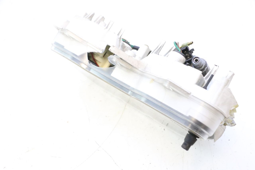 photo de COMPTEUR  HONDA ST PAN EUROPEAN 1100 (1990 - 2002) - État de surface