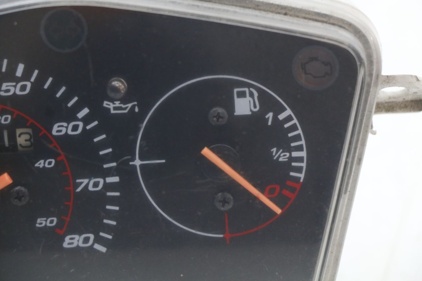 photo de COMPTEUR  PEUGEOT STREETZONE I 2T 50 (2018 - 2020) - Zoom état d’usage