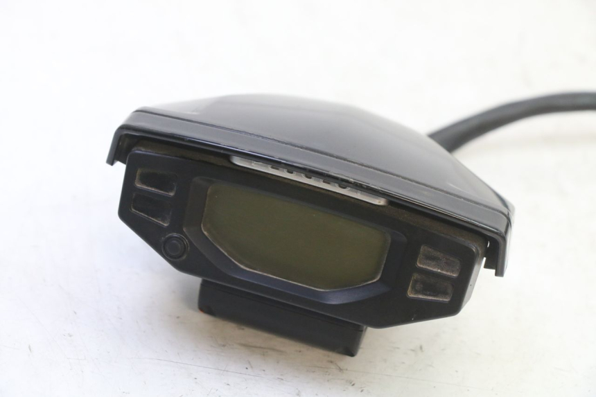 photo de COMPTEUR  PEUGEOT STREETZONE I NAKED 2T 50 (2018 - 2020) - Autre angle de vue