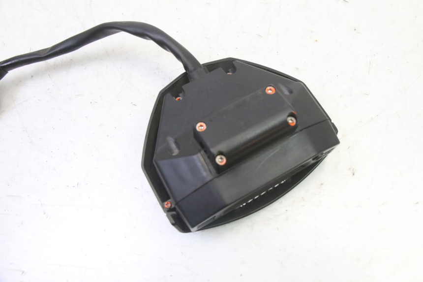 photo de COMPTEUR  PEUGEOT STREETZONE I NAKED 2T 50 (2018 - 2020) - Pièce contrôlée