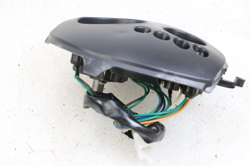 photo de COMPTEUR  JM MOTORS SUNNY 50 (2017 - 2020) - Points de fixation