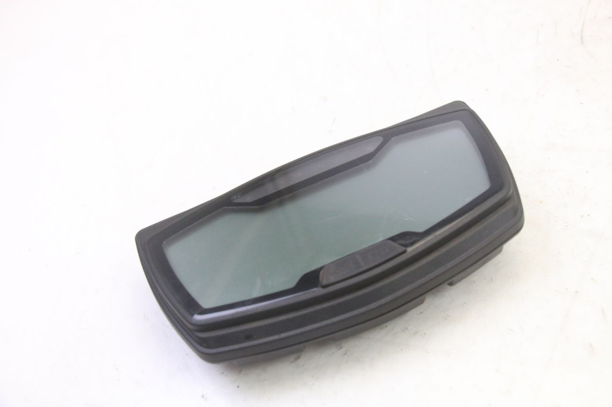 photo de COMPTEUR APRILIA SXR 50 (2021 - 2023) - Détail de la pièce